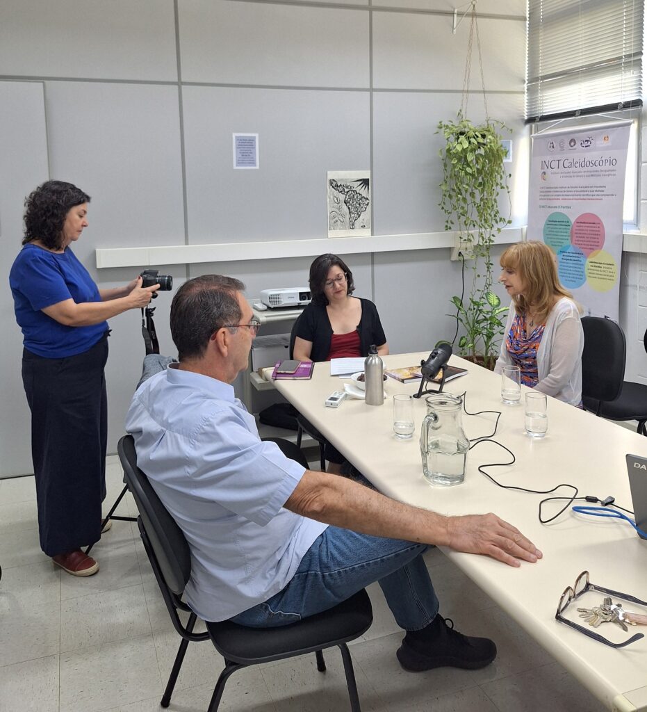 Gravação da entrevista com Rosaly Lopes no Pagu/Unicamp.