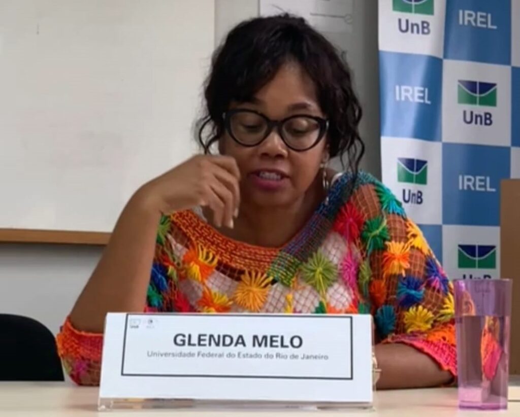 Glenda Cristina Valim de Melo (UNIRIO). 